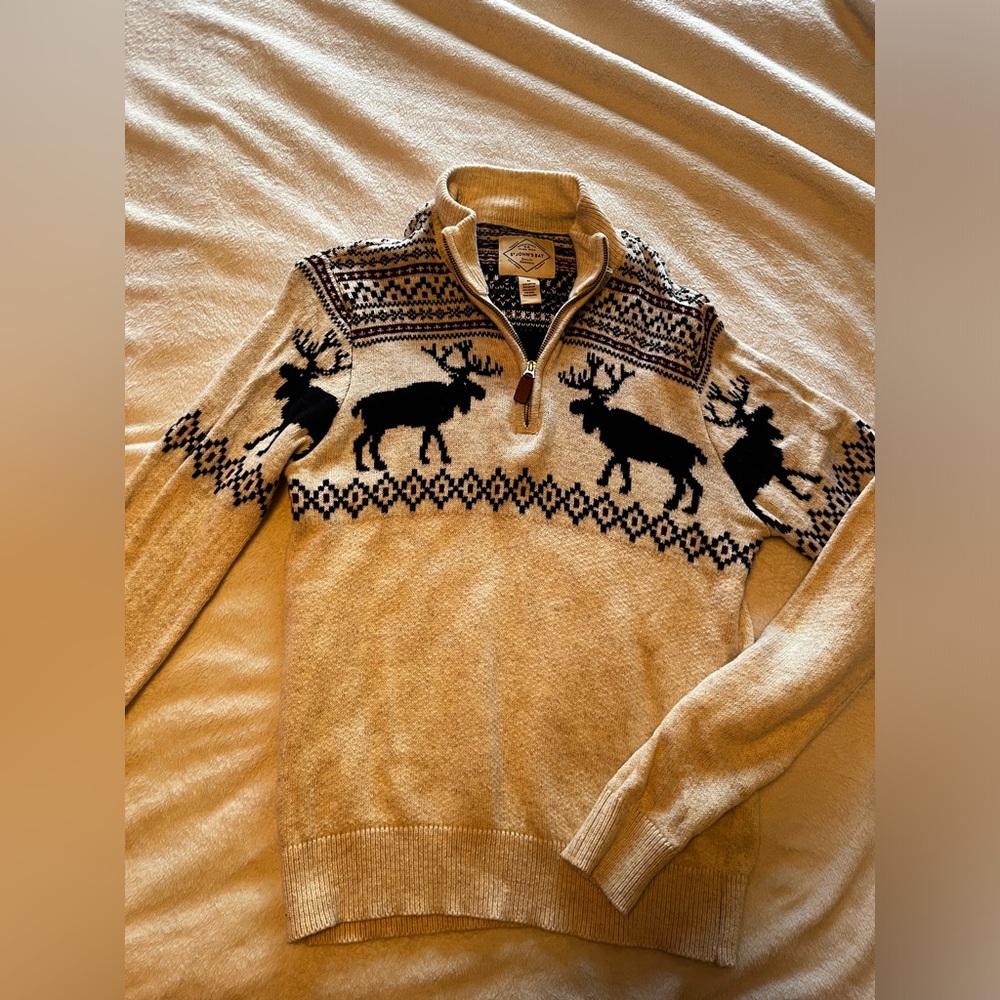 ST. John’s Bay Christmas Themed Zip Up